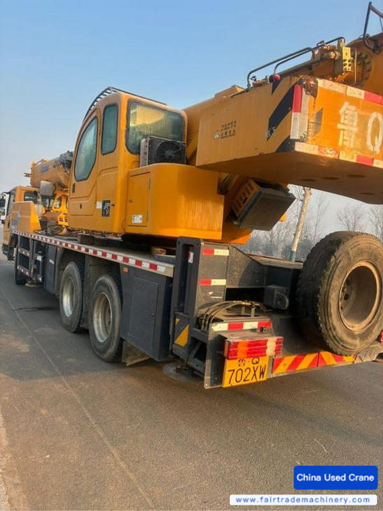 Buy XCMG 25K5D Used Crane / 1